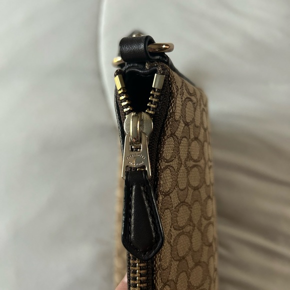 Coach North South Crossbody In Swing File Bag - Picture 7 of 10